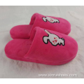 2023 soft plush and comfortable kid's bedroom shoes